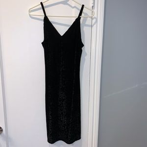 NWOT Black/Crushed Velvet Dress Sz 6